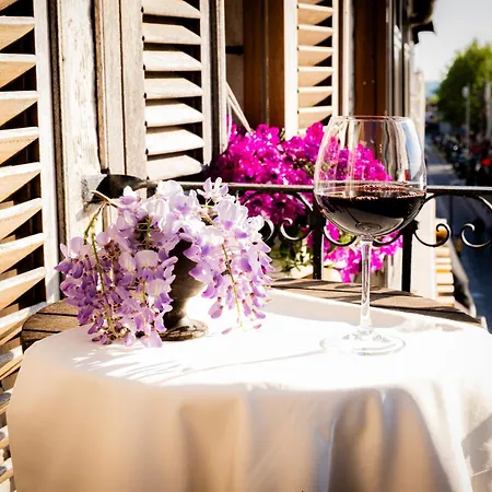 فندق Des Etrangers - Special Category
