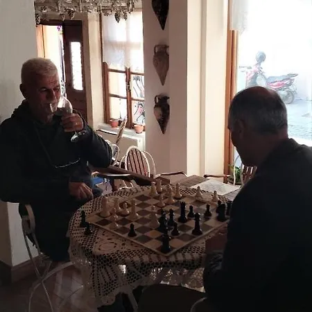 Des Etrangers - Special Category Отель