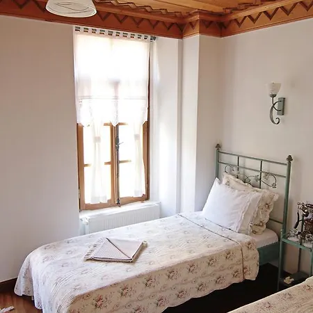 Des Etrangers - Special Category Hotel Canakkale