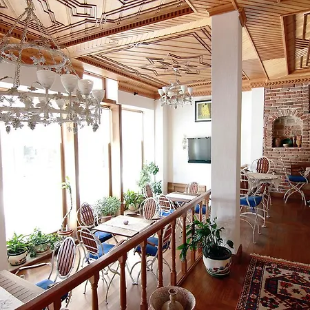 Hotel Des Etrangers - Special Category