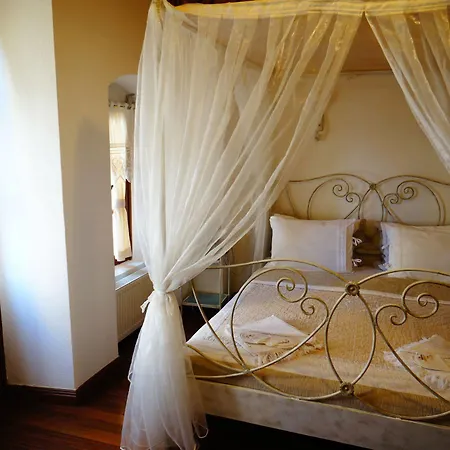 Des Etrangers - Special Category Hotel Çanakkale