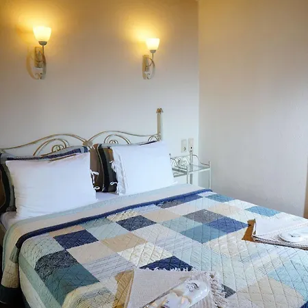 Des Etrangers - Special Category Hotel Canakkale